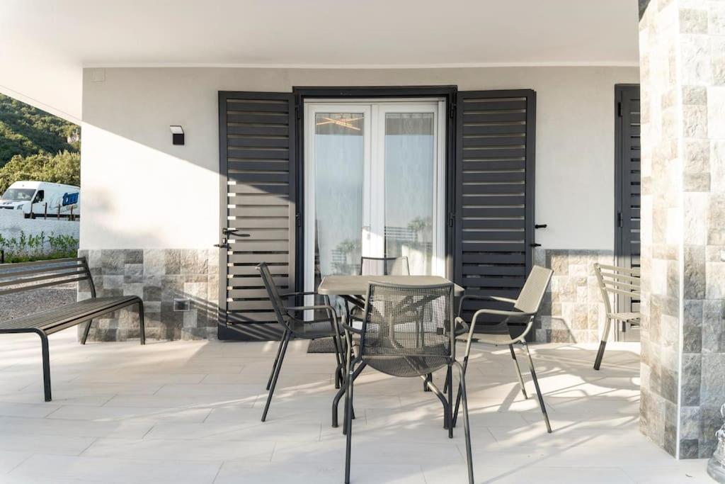Appartamento Emma Con Piscina - Vista Mare"Tenuta Croce" Салерно Екстер'єр фото